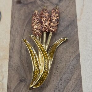 Vintage Danecraft Signed Gold Tone Cattails Rhinestone Vintage Brooch Pin‎